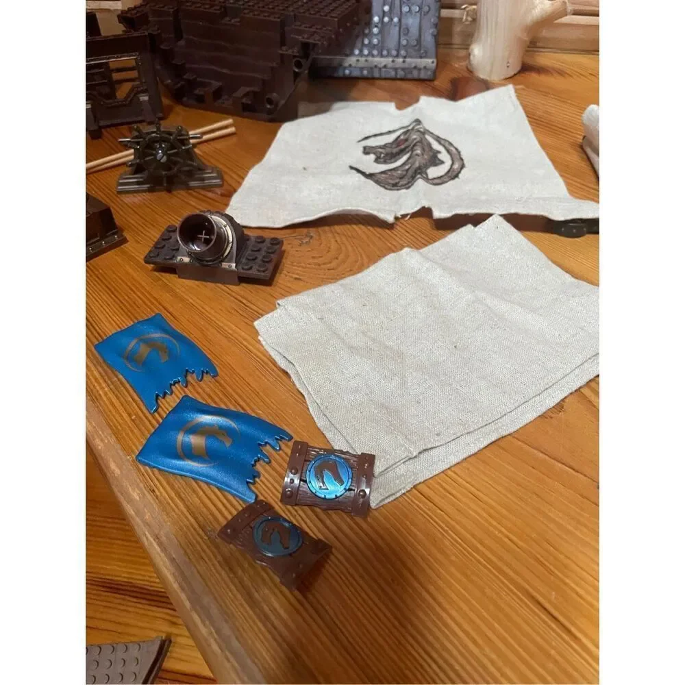 Mega Bloks Dragon Crystal Wars
